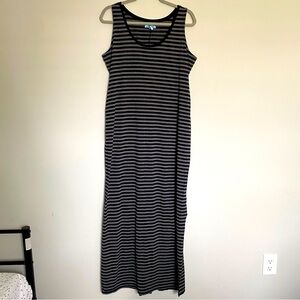 Floor length Old Navy striped maxi dress